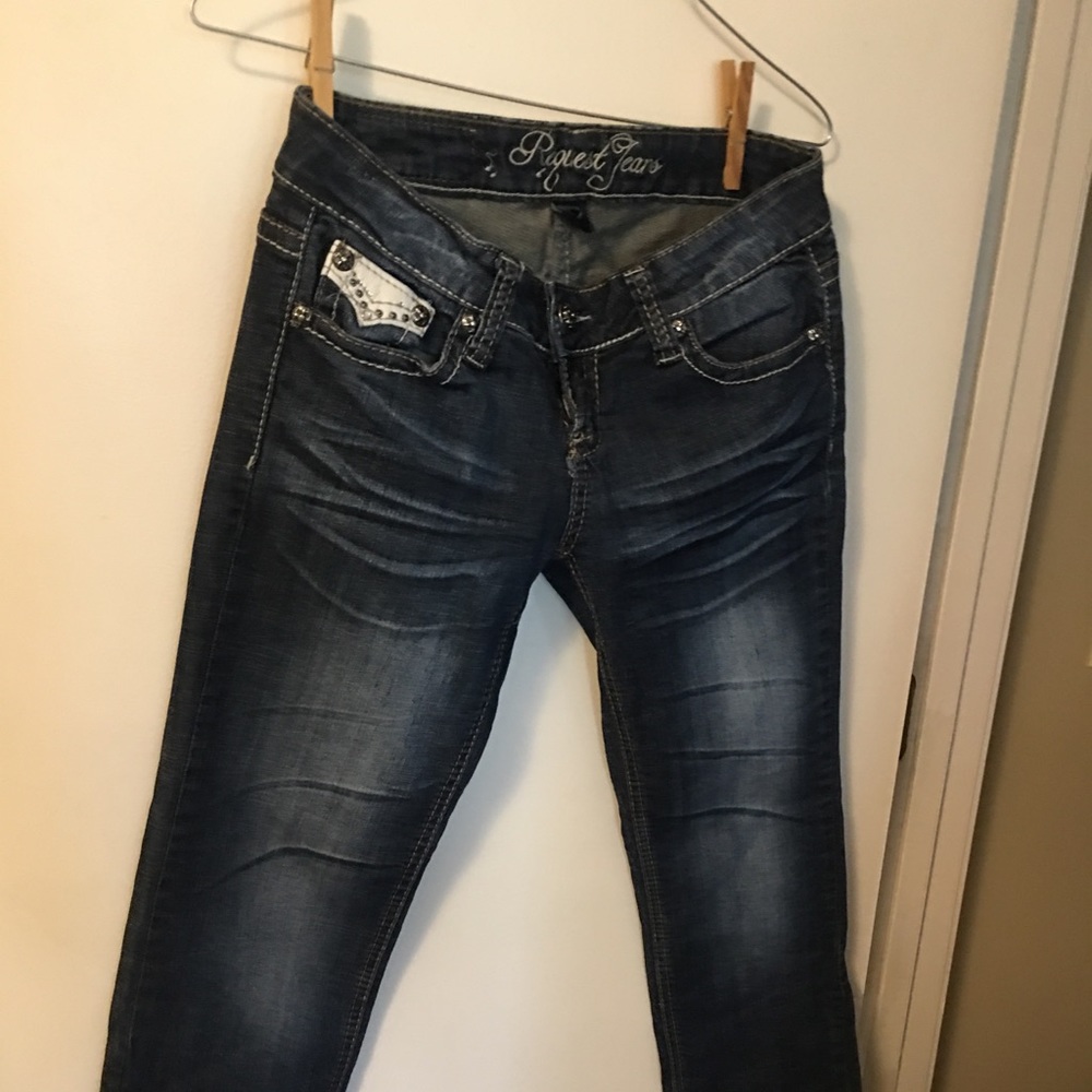 Request jeans capris , pretty pockets